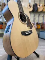 Maton SRS808 Natural W/case