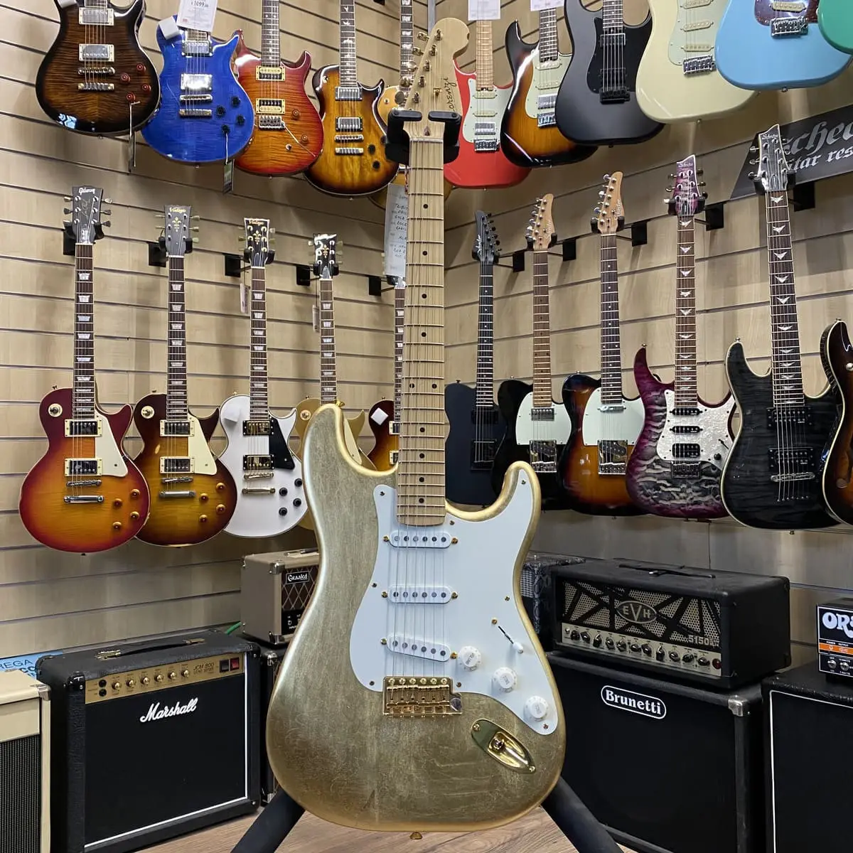 Lorenzi Guitars Gold Leaf Strat Eric Clapton Tribute