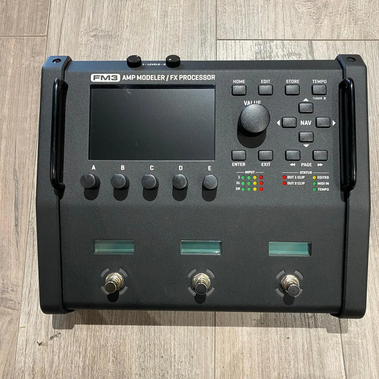 Fractal Audio FM3
