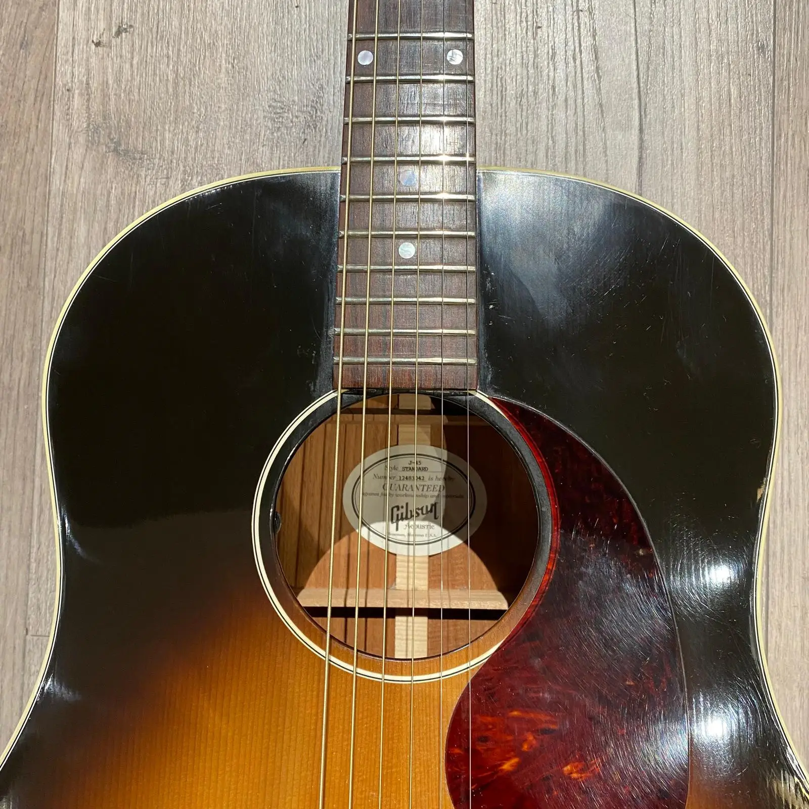 Gibson J45 Standard