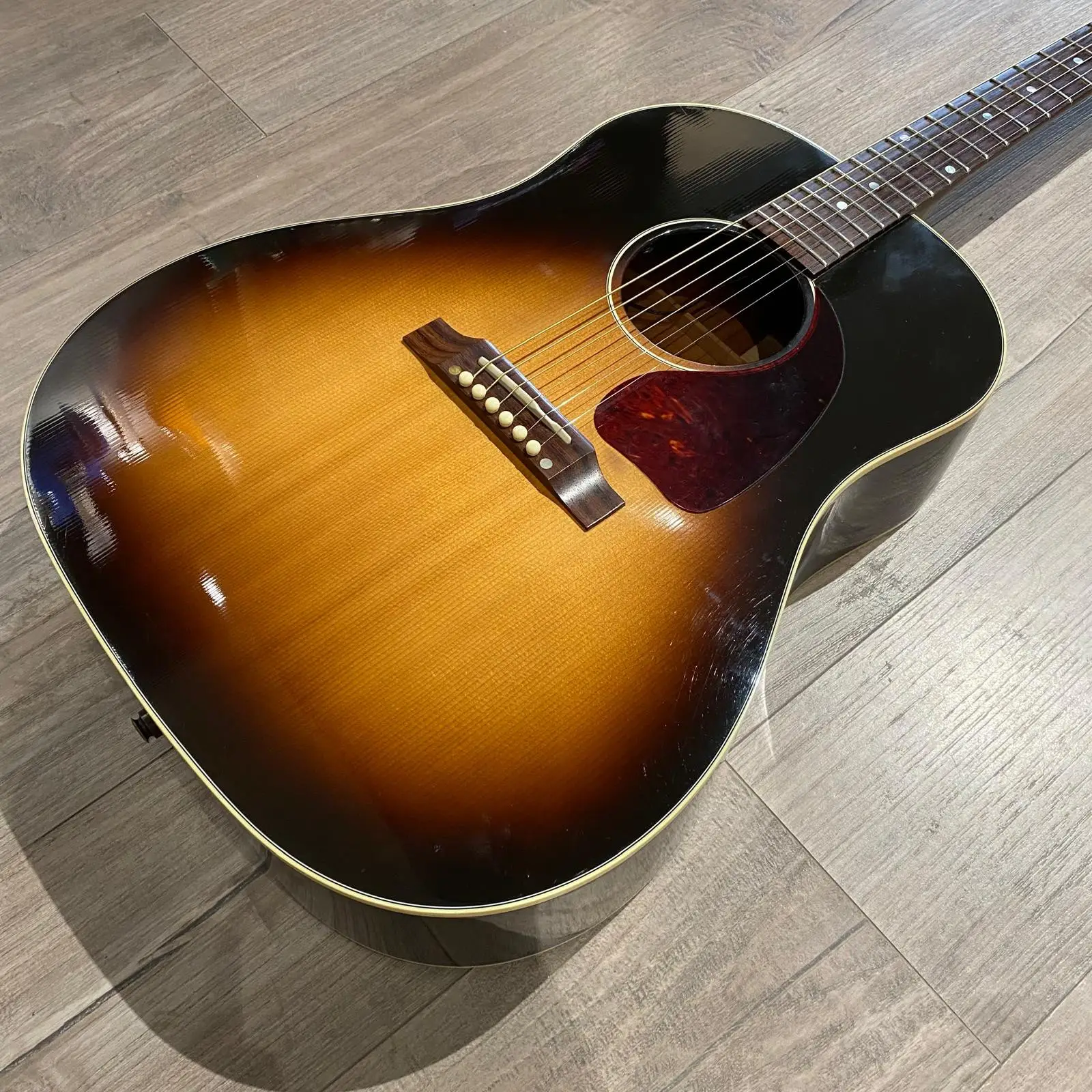 Gibson J45 Standard
