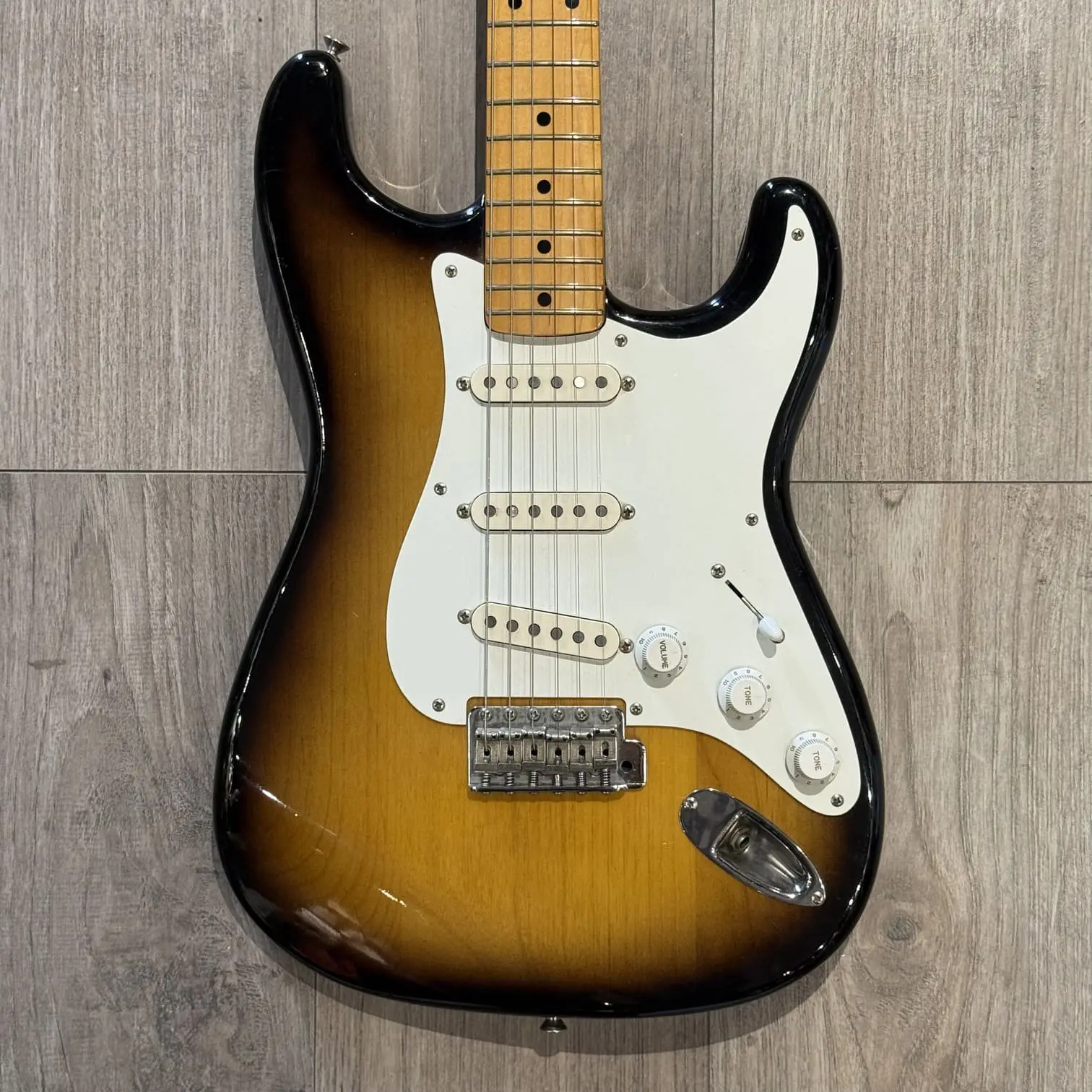 Fernandes The Revival Strat RST 50 '57 | The Live Sound